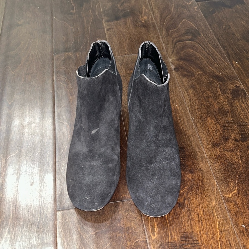 Adam Tucker boots
